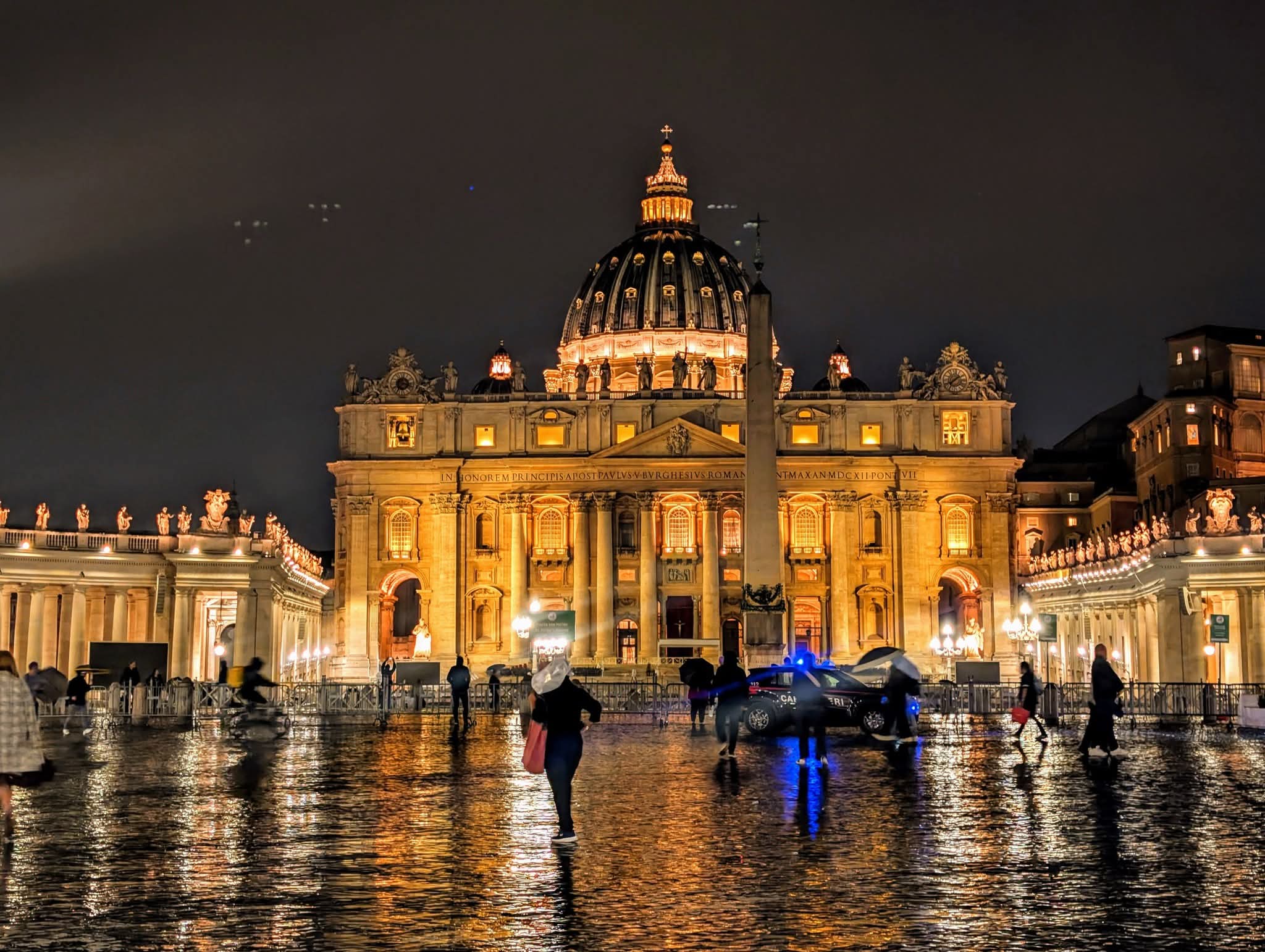 10 Best Things You Need to Carry With You to Rome (Essential Packing Guide)
